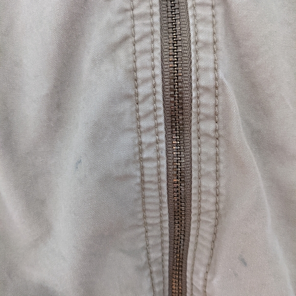 Oshkosh B'gosh tan zip up jacket - Picture 4 of 4